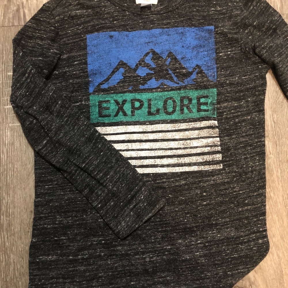 3 Old Navy Long sleeve tees